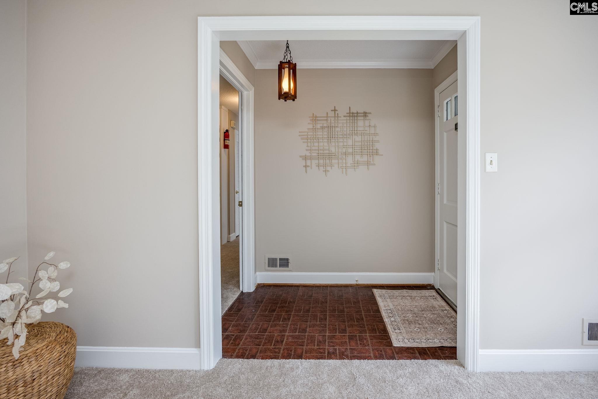 1019 Veterans Road Columbia, SC 29209 - Photo 4 of 42
