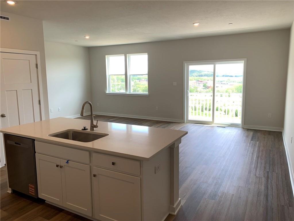 218 Paddock Lane Harmony, PA 16037 - Photo 4 of 12