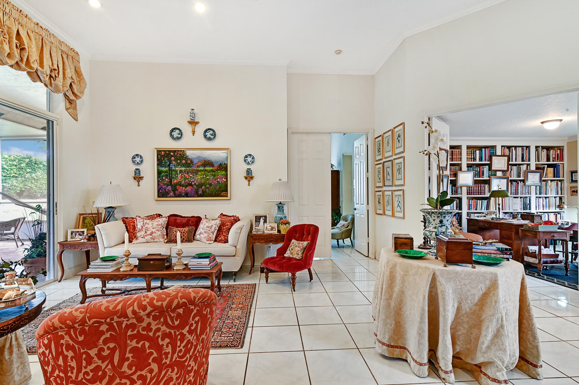 19368 Preserve Drive Boca Raton, FL 33498 - Photo 10 of 40 02_Livingroom_05