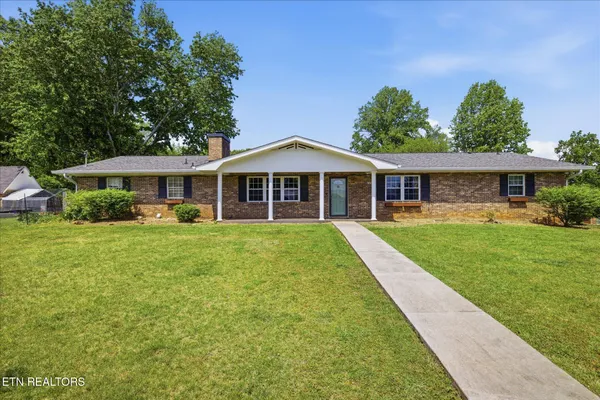 $435,000 | 1332 Trentham Circle, Seymour, TN 37865