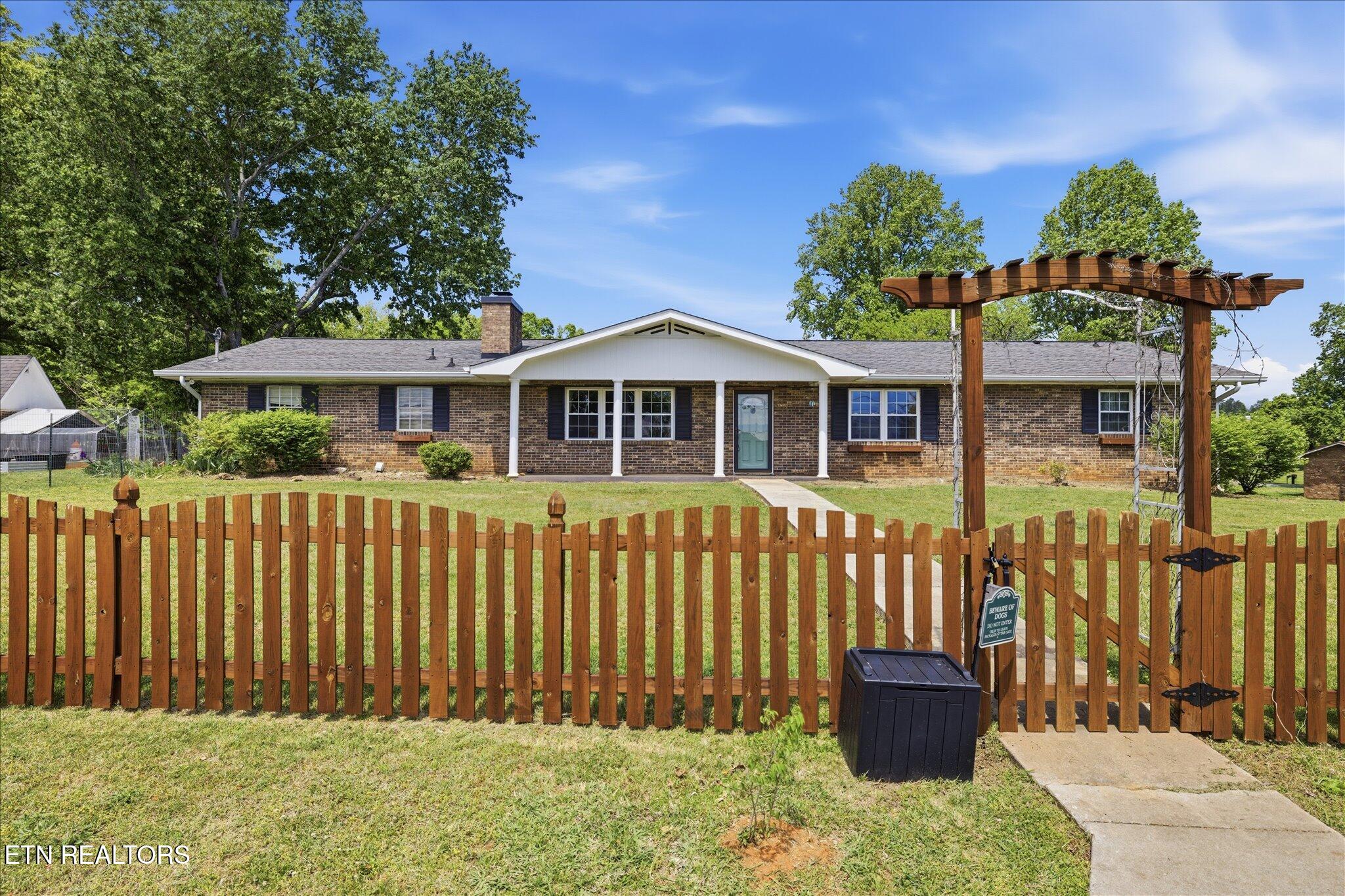 1332 Trentham Circle Seymour, TN 37865 - Photo 3 of 29 02-IMG_0146