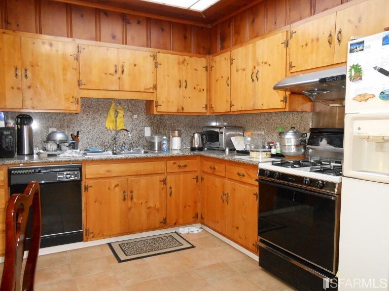 2231 46th Avenue San Francisco, CA 94116 - Photo 5 of 19