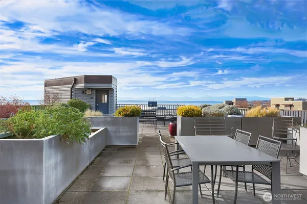 $435,000 | 159 Denny Way, Unit 406, Seattle, WA 98109