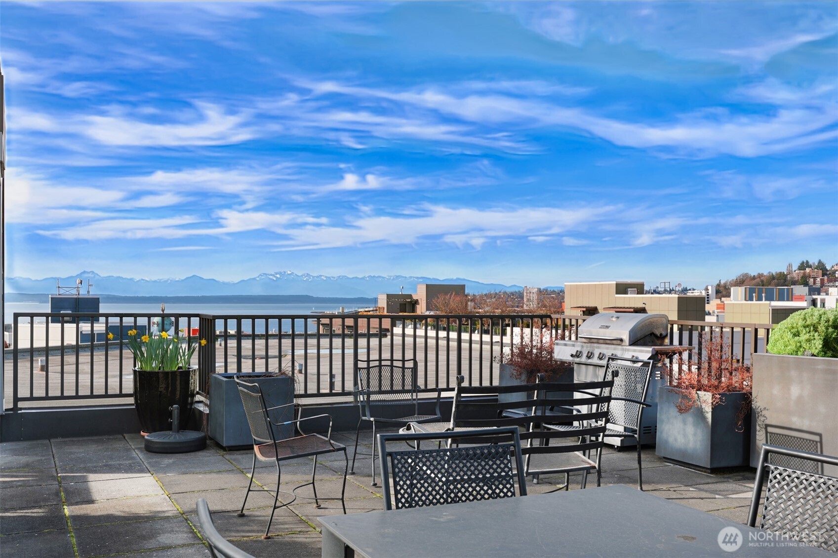 159 Denny Way, Unit 406 Seattle, WA 98109 - Photo 28 of 39