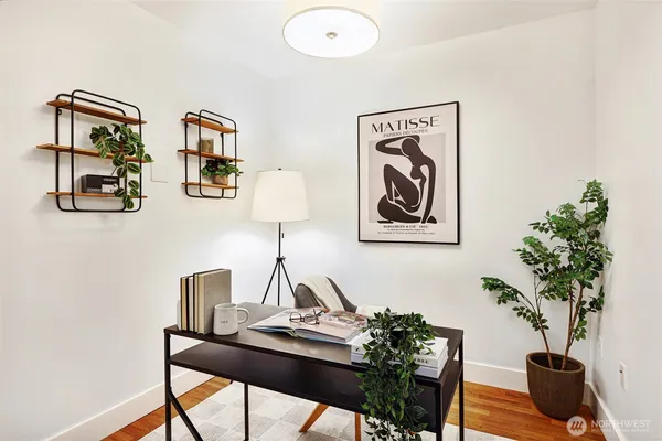 $435,000 | 159 Denny Way, Unit 406, Seattle, WA 98109