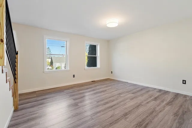 $419,900 | 4 Morris Street, Peterborough, NH 03458