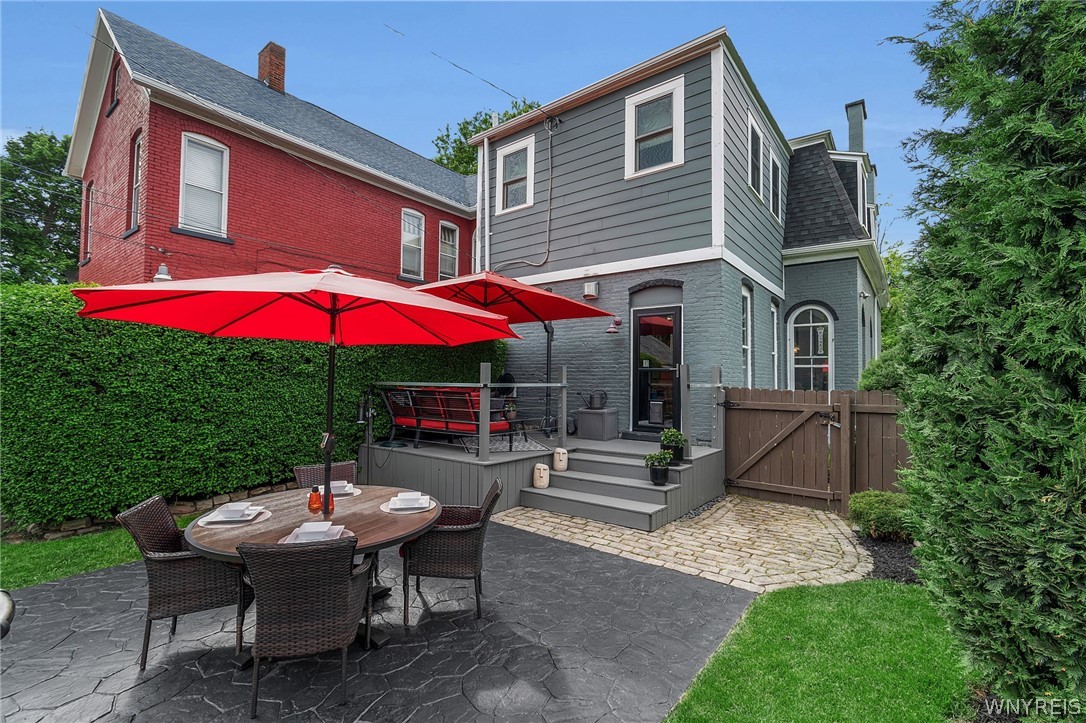 345 Virginia Street Buffalo, NY 14201 - Photo 3 of 37