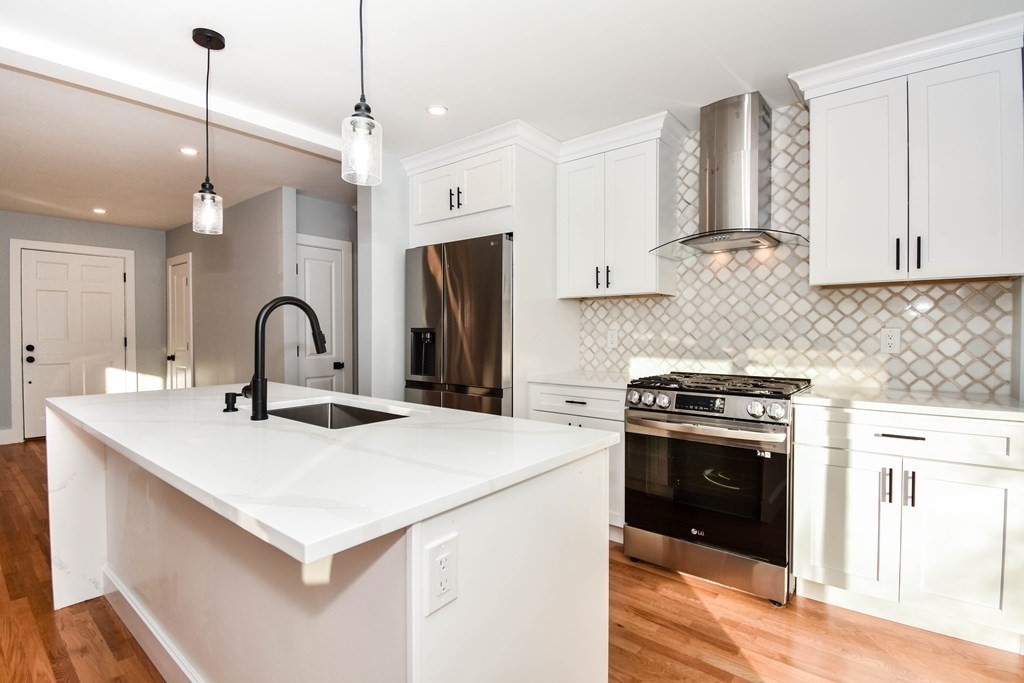 15 Thelma Road Framingham, MA 01702 - Photo 11 of 32 Gallery Image 11