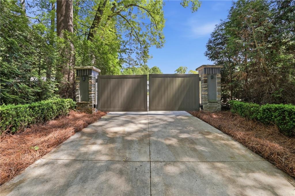 2883 West Roxboro Road Northeast Atlanta, GA 30324 - Photo 5 of 125
