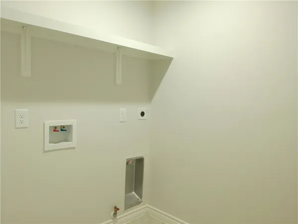 $2,195 | 7701 Lariat Toss Drive, Corpus Christi, TX 78414