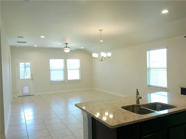 $2,195 | 7701 Lariat Toss Drive, Corpus Christi, TX 78414