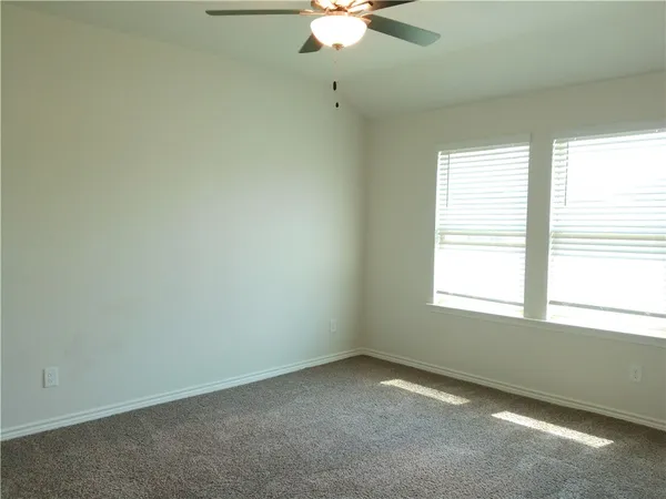 $2,195 | 7701 Lariat Toss Drive, Corpus Christi, TX 78414