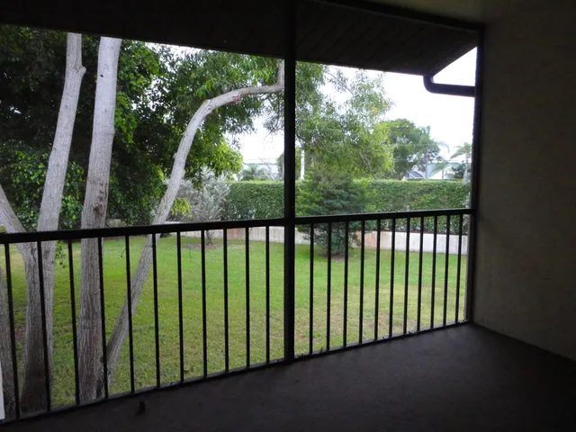 $1,400 | 4717 Sable Pine Circle, Unit C2, West Palm Beach, FL 33417