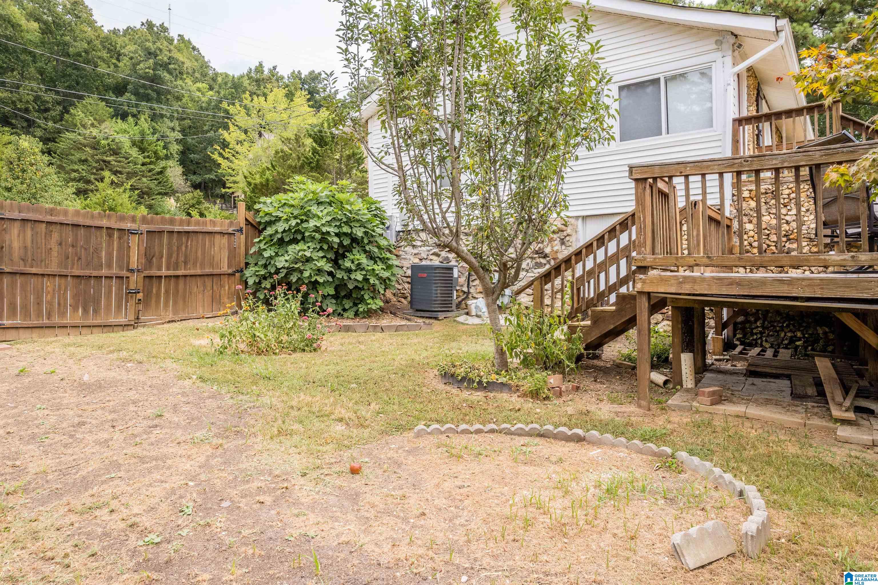 311 C Street North Oneonta, AL 35121 - Photo 19 of 32