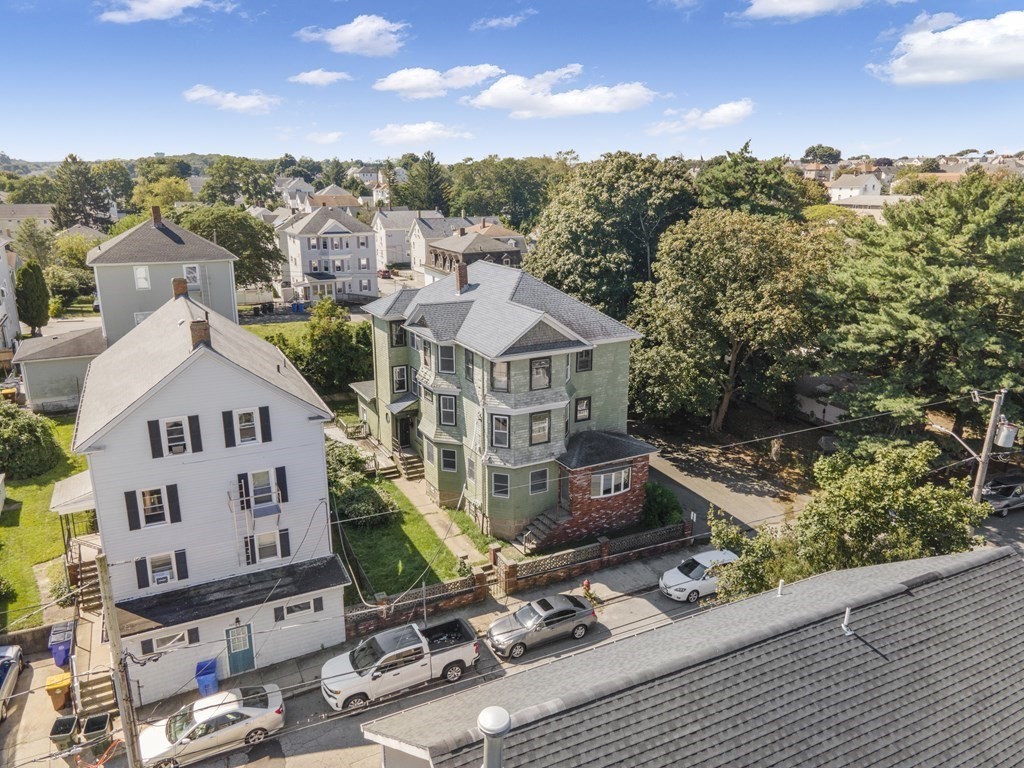 475 Tecumseh Street Fall River, MA 02721 - Photo 2 of 42 Gallery Image 2