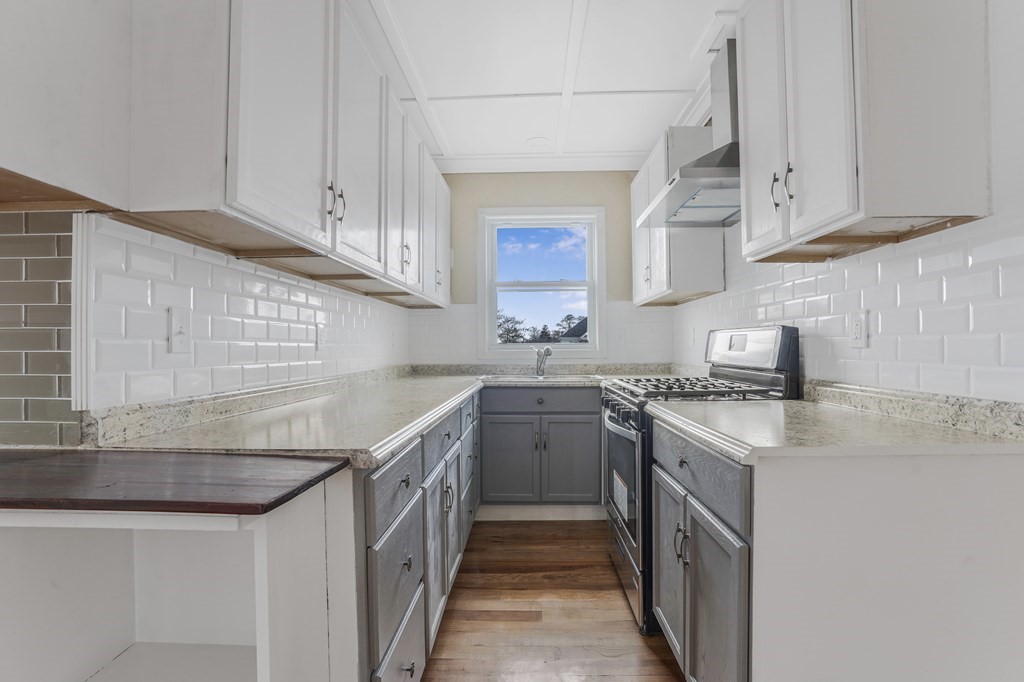 475 Tecumseh Street Fall River, MA 02721 - Photo 22 of 42 Gallery Image 22