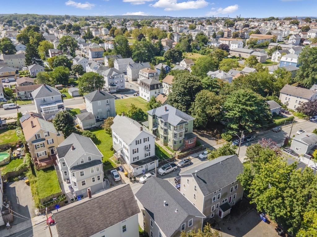475 Tecumseh Street Fall River, MA 02721 - Photo 8 of 42 Gallery Image 8