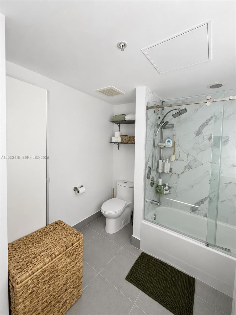 92 Southwest 3rd Street, Unit 1508 Miami, FL 33130 - Photo 19 of 44
