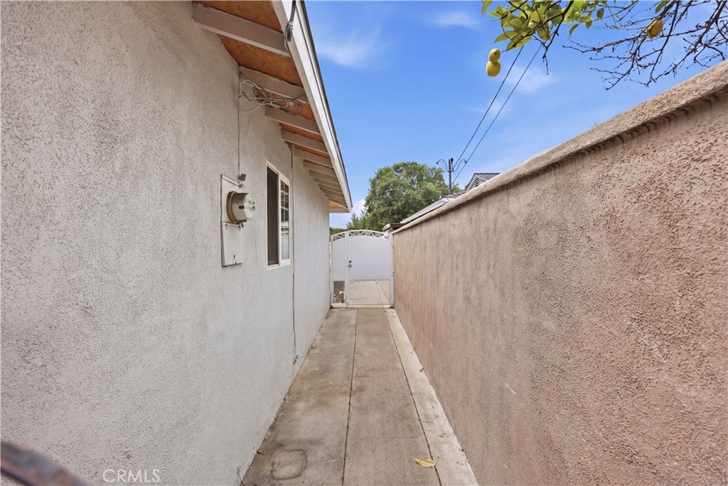 456 North Linden Place Anaheim, CA 92801 - Photo 24 of 30