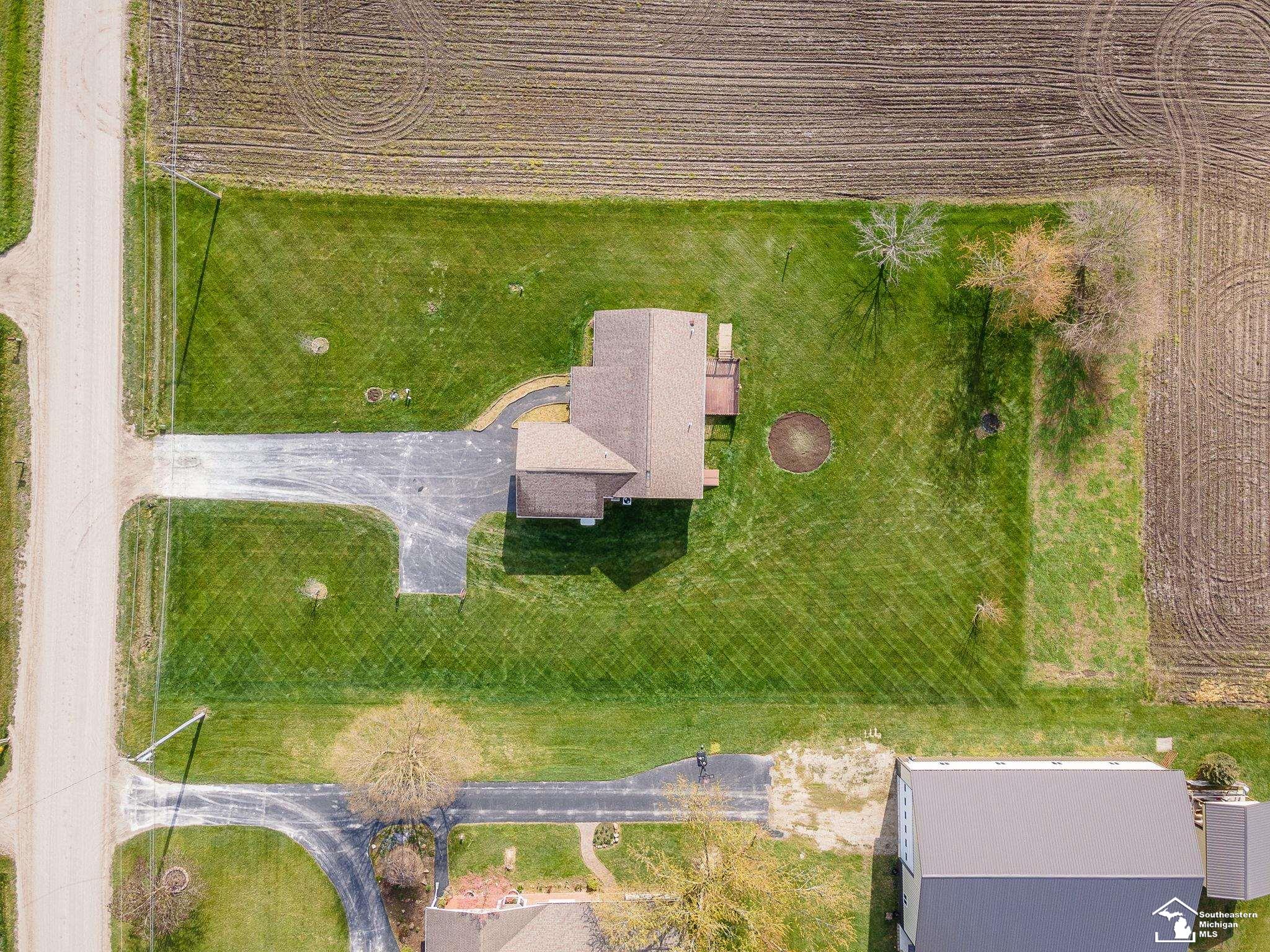 10225 Hoffman Road Maybee, MI 48159 - Photo 35 of 43