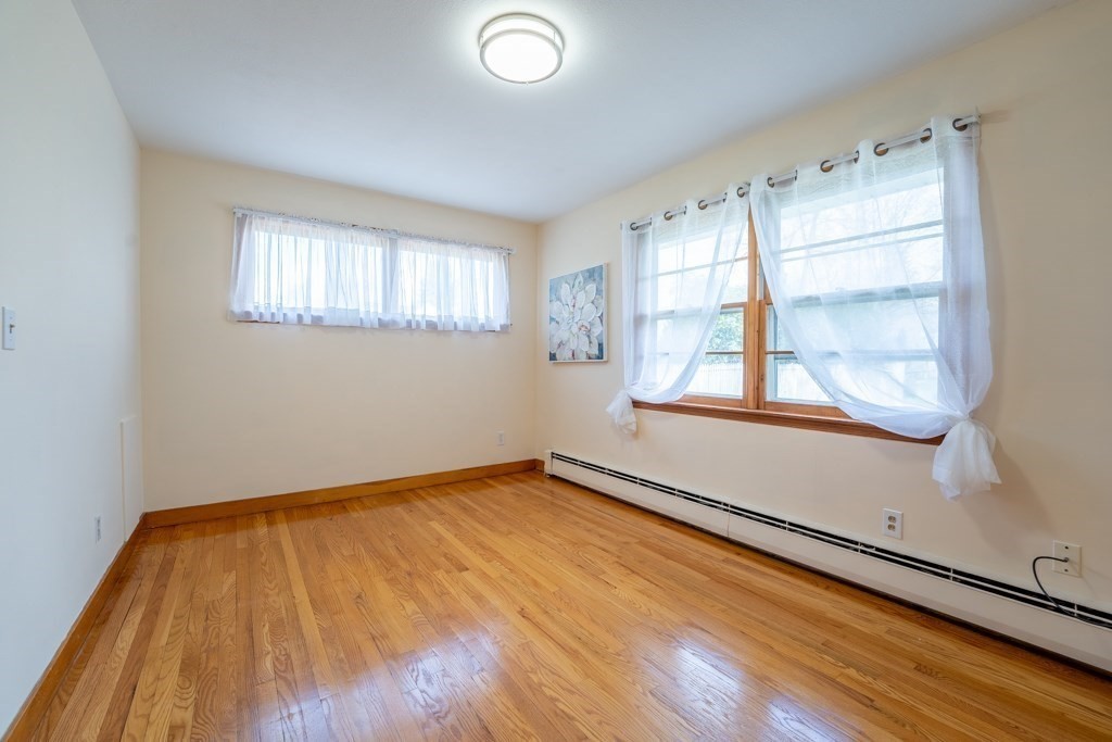 189 Wheeler Avenue Springfield, MA 01118 - Photo 14 of 42 Gallery Image 14