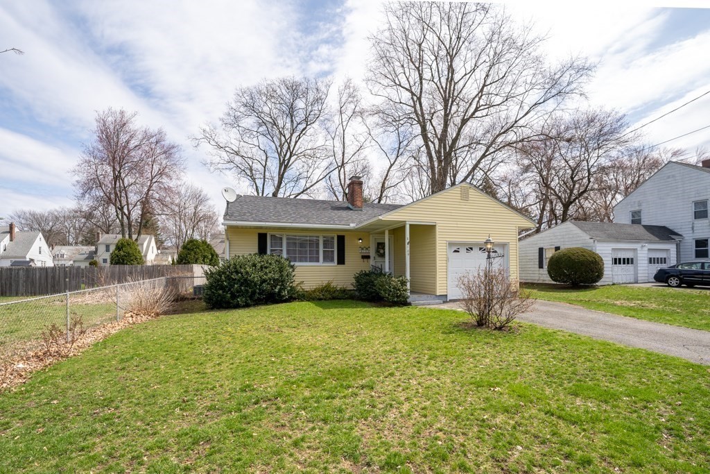 189 Wheeler Avenue Springfield, MA 01118 - Photo 2 of 42 Gallery Image 2