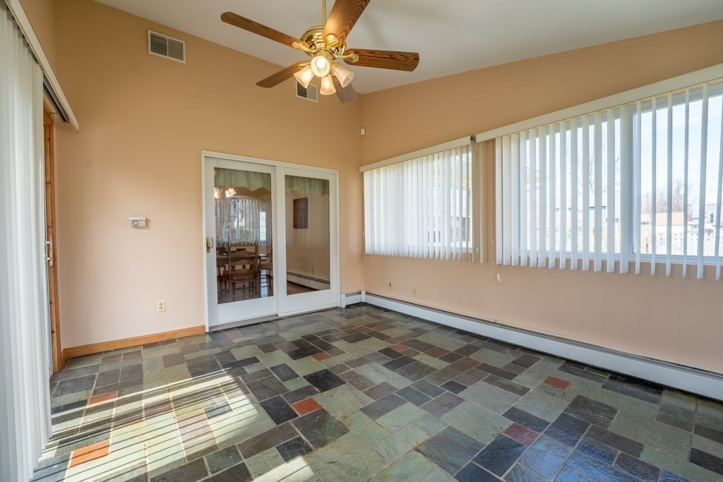189 Wheeler Avenue Springfield, MA 01118 - Photo 22 of 42 Gallery Image 22