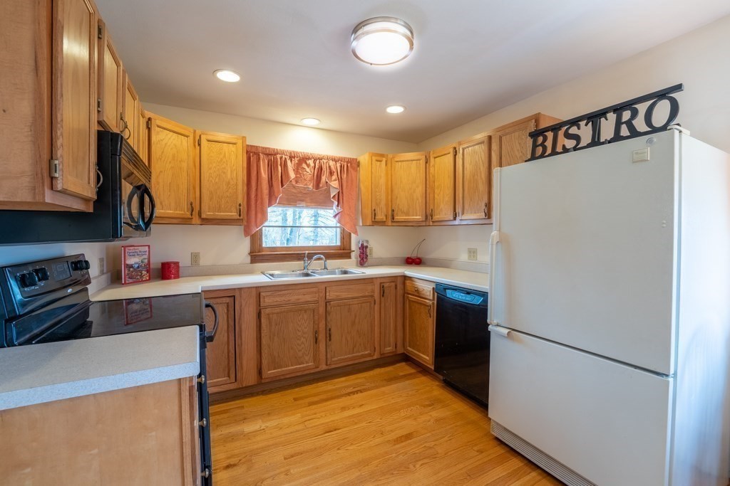 189 Wheeler Avenue Springfield, MA 01118 - Photo 24 of 42 Gallery Image 24