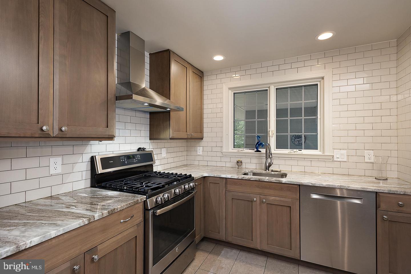 3733 Chatham Road Ellicott City, MD 21042 - Photo 5 of 9