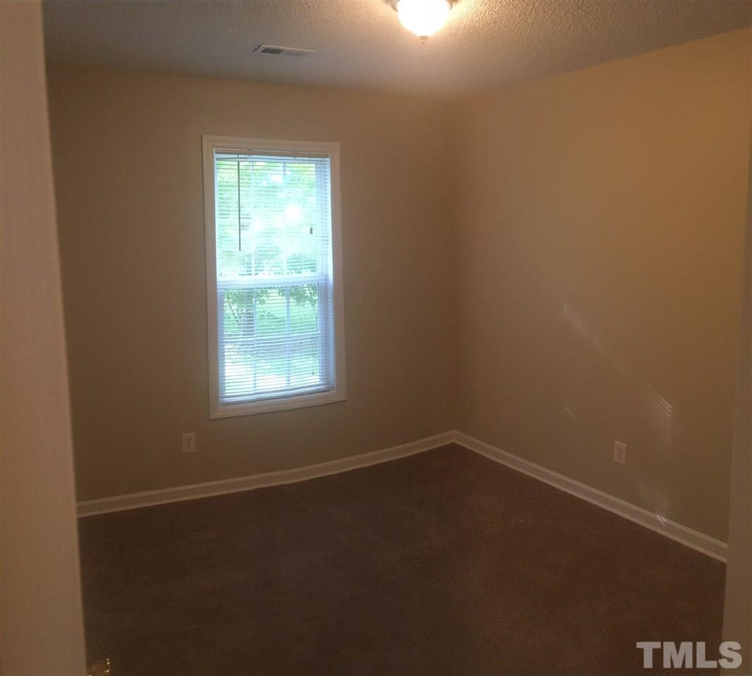 925 River Road Selma, NC 27576 - Photo 7 of 20 Gallery Image 7