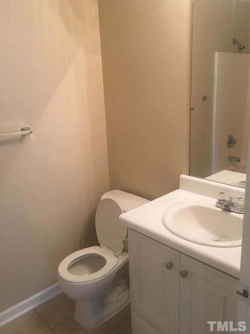 925 River Road Selma, NC 27576 - Photo 9 of 20 Gallery Image 9