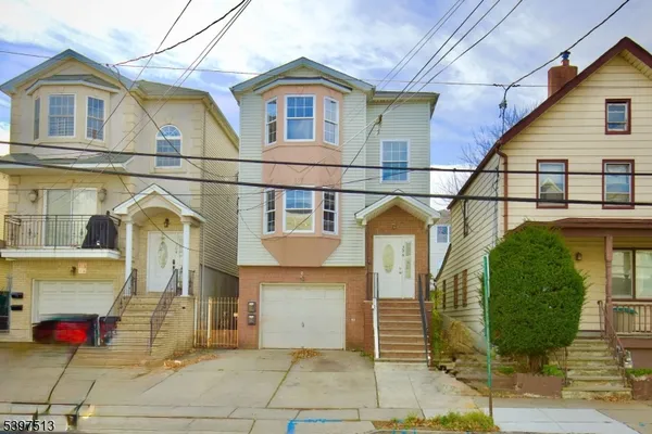 $769,900 | 306 Marshall Street, Elizabeth Port, NJ 07206