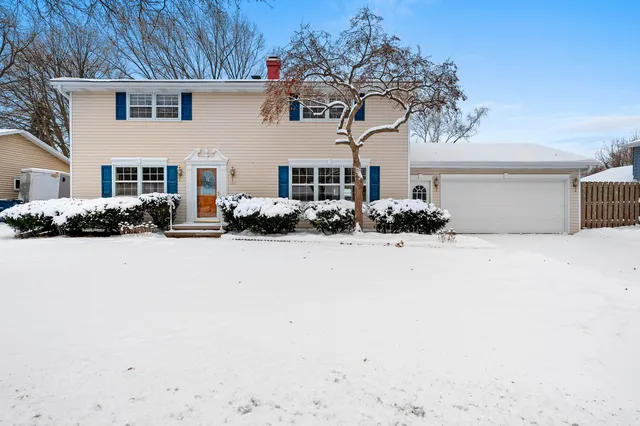 $369,900 | 1217 Morris Avenue, Green Bay, WI 54304