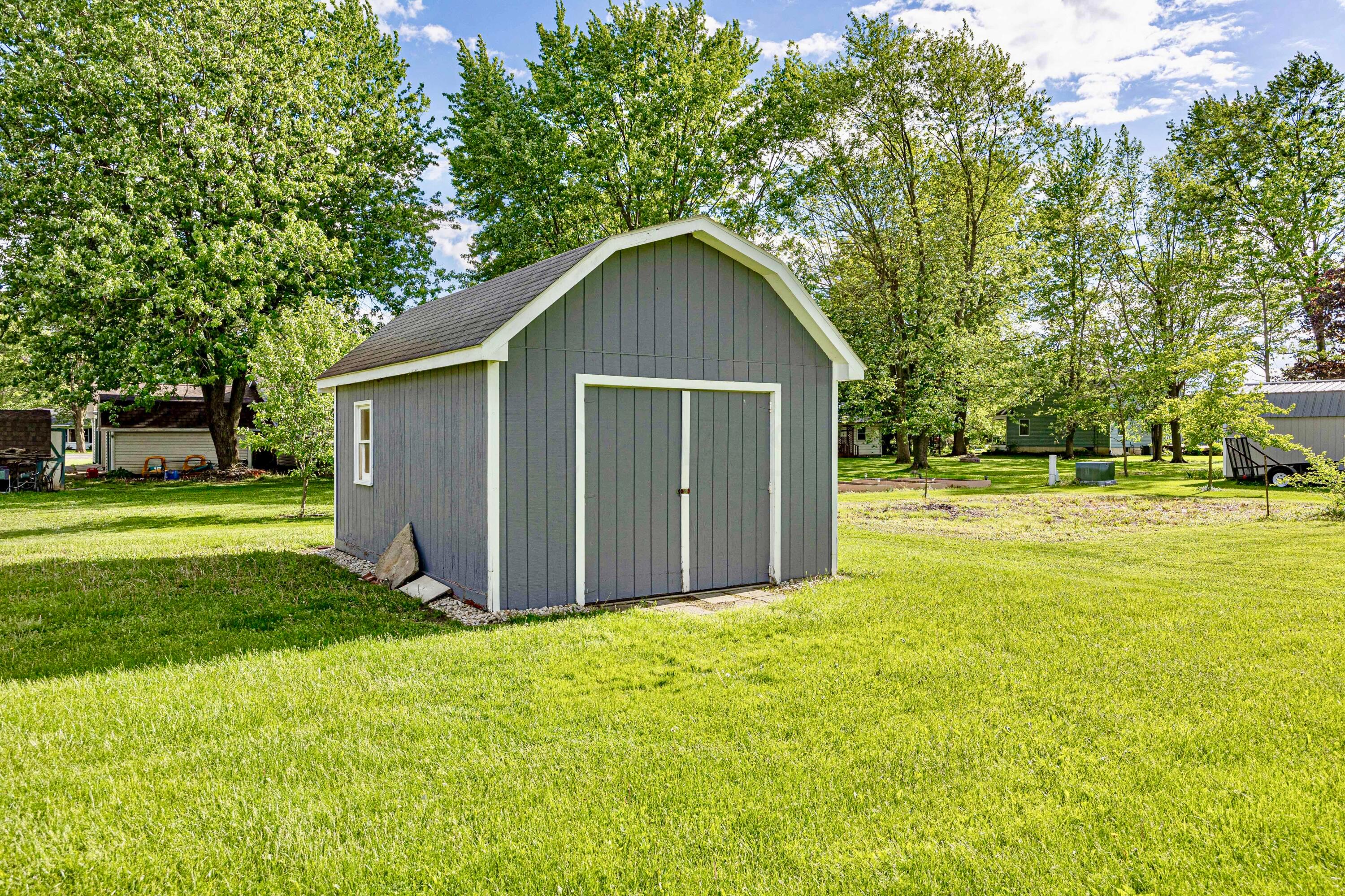 545 Oakridge Road Lakeview, OH 43331 - Photo 8 of 56 3