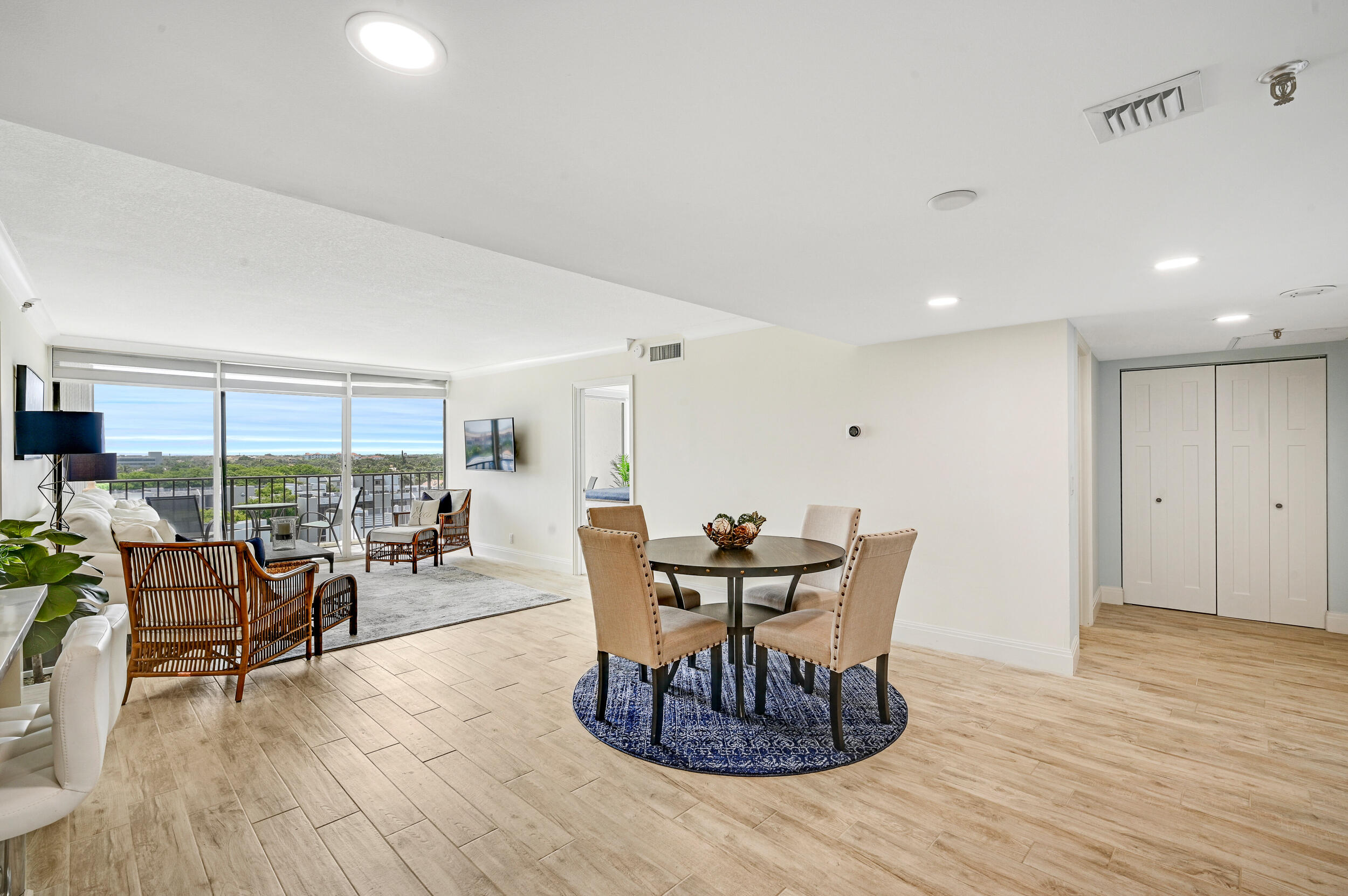 1300 Florida A1A, Unit 624 Jupiter, FL 33477 - Photo 8 of 35 1300 Florida A1A Unit 624 204-print-014-