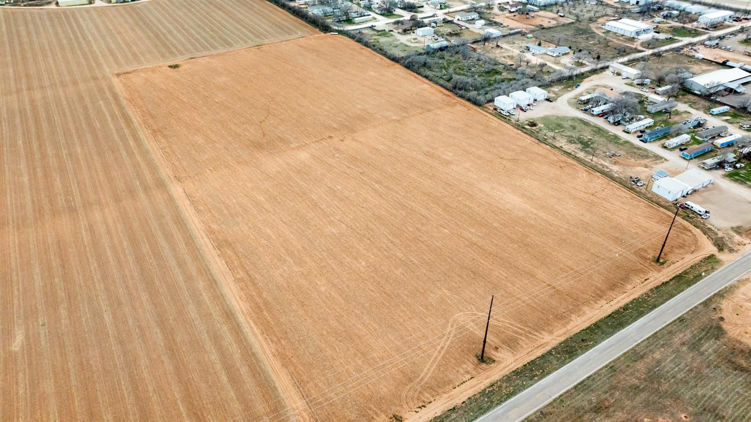 602 East 82nd Street Lubbock, TX 79404 - Photo 4 of 10 a view of swimming pool from a balcony