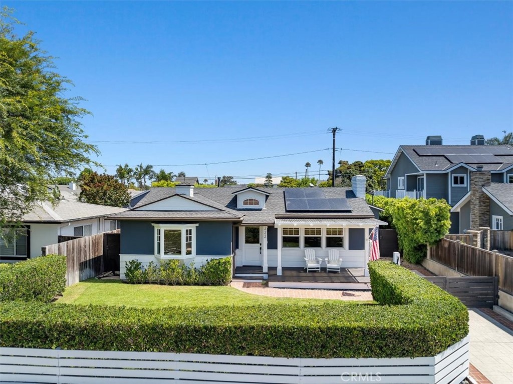 222 Broadway Costa Mesa, CA 92627 - Photo 1 of 47