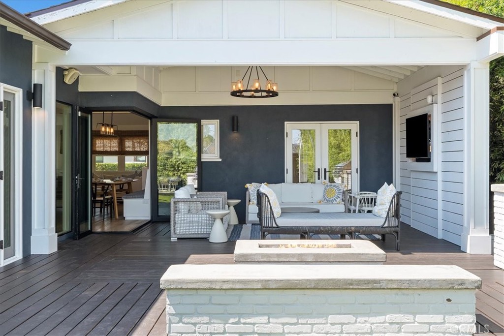 222 Broadway Costa Mesa, CA 92627 - Photo 35 of 47