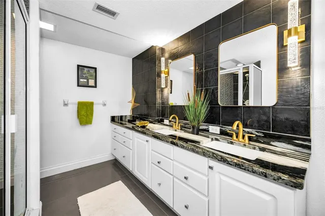 $589,000 | 36750 Highway 19, Unit 22202, Palm Harbor, FL 34684