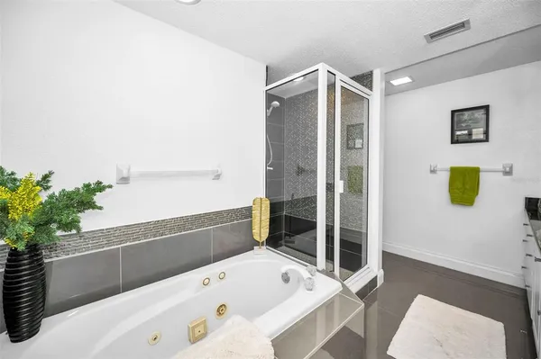 $589,000 | 36750 Highway 19, Unit 22202, Palm Harbor, FL 34684
