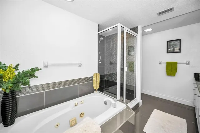 $589,000 | 36750 Highway 19, Unit 22202, Palm Harbor, FL 34684