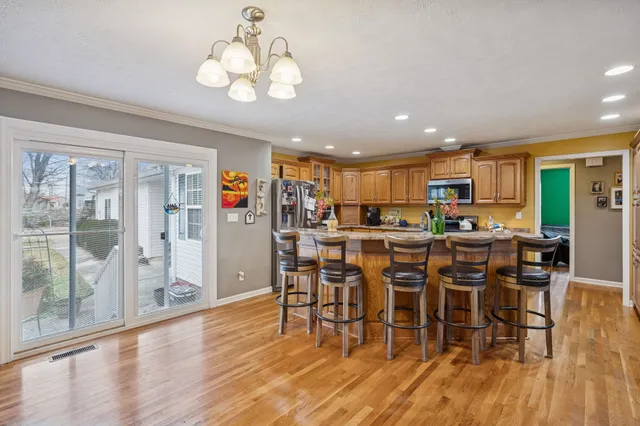 $355,700 | 301 West King Street, Morrison, TN 37357