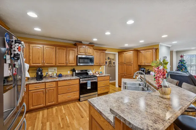 $355,700 | 301 West King Street, Morrison, TN 37357