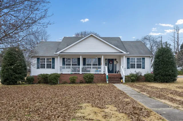 $355,700 | 301 West King Street, Morrison, TN 37357