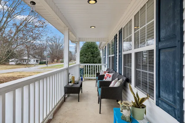 $355,700 | 301 West King Street, Morrison, TN 37357