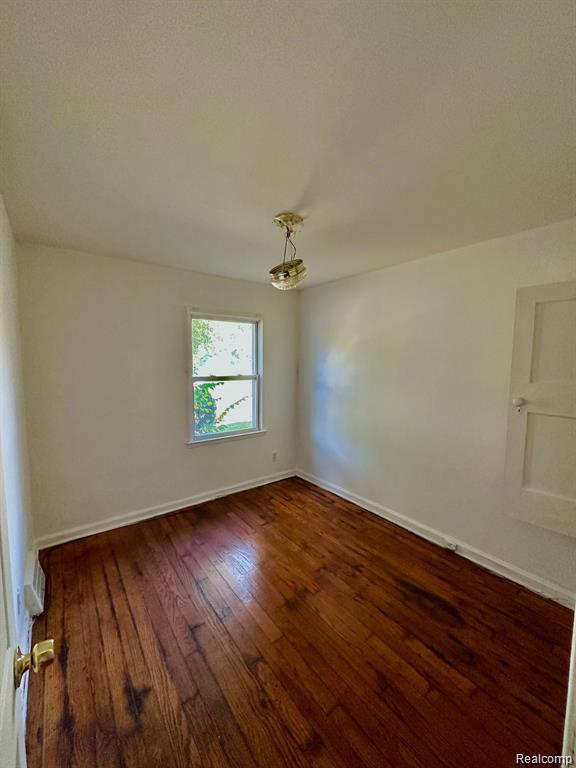 19242 Moross Road Detroit, MI 48224 - Photo 4 of 21
