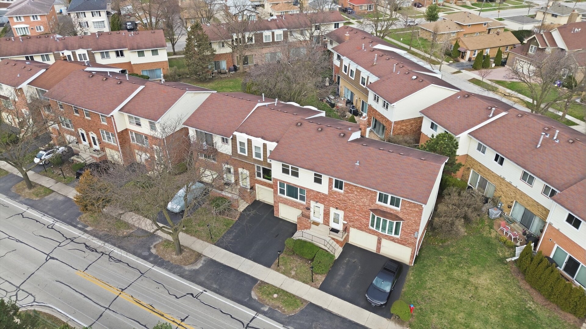8820 Plainfield Road Brookfield, IL 60513 - Photo 40 of 49 an aerial view of a house