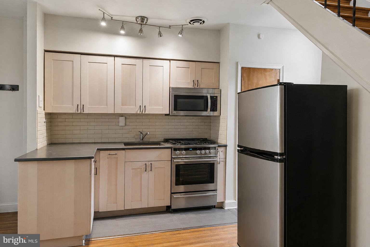 1907 Rodman Street Philadelphia, PA 19146 - Photo 24 of 31