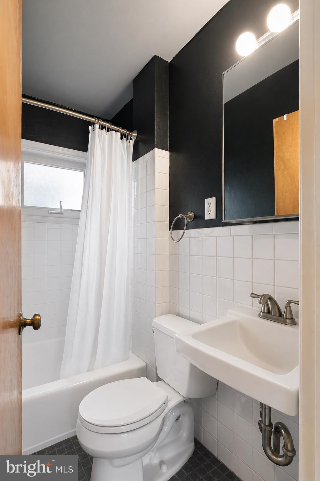 1907 Rodman Street Philadelphia, PA 19146 - Photo 31 of 31