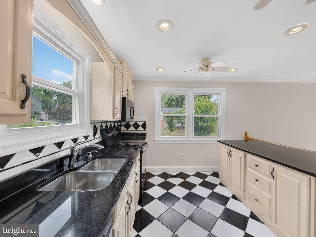 2903 Ivy Bridge Road, Unit N Fort Washington, MD 20744 - Photo 18 of 53 Kitchen